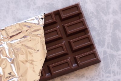 アトピーはチョコレートで悪化するか？｜50代男性患者の意見
